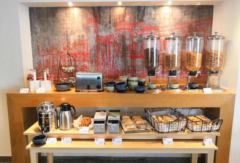 فندق Holiday Inn Express Bengaluru Yeshwantpur, An Ihg