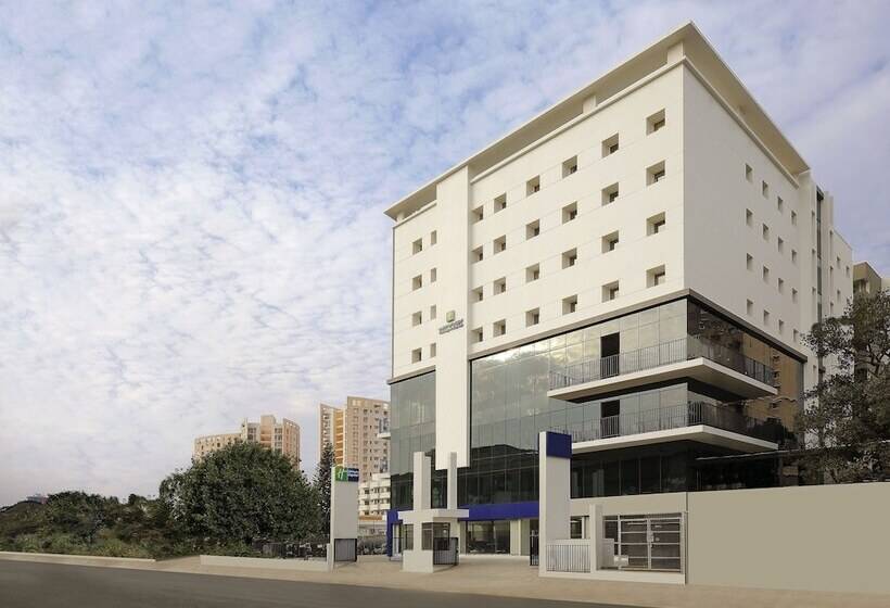 فندق Holiday Inn Express Bengaluru Yeshwantpur, An Ihg