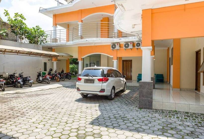 فندق Reddoorz Syariah @ Jalan Simpang Gajayana