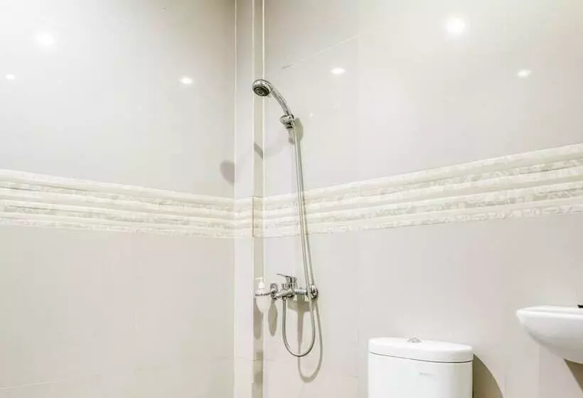 Hotelli Reddoorz Syariah @ Jalan Simpang Gajayana