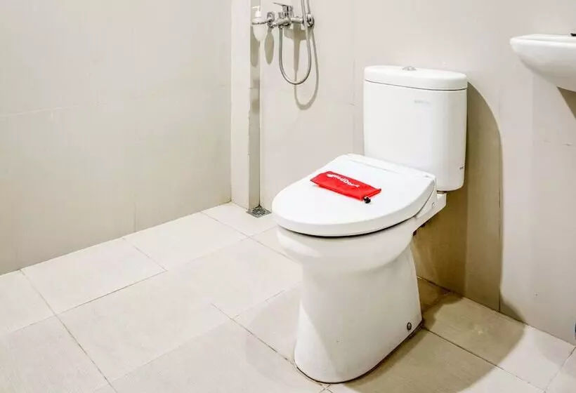 Hotelli Reddoorz Syariah @ Jalan Simpang Gajayana