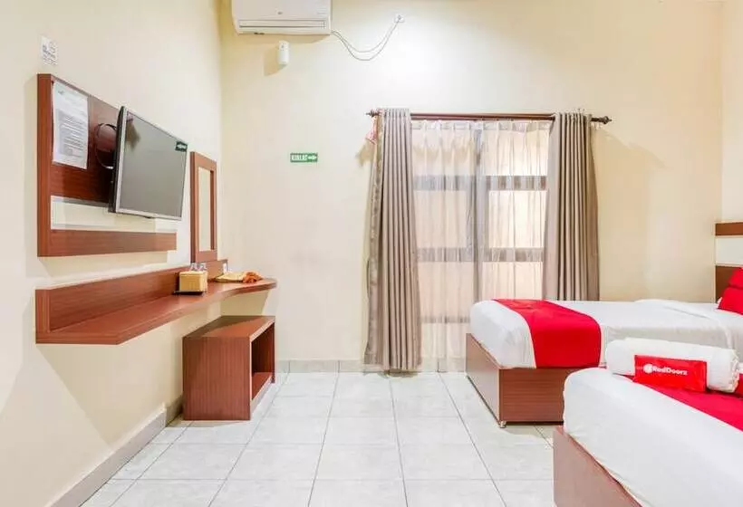 Hotelli Reddoorz Syariah @ Jalan Simpang Gajayana