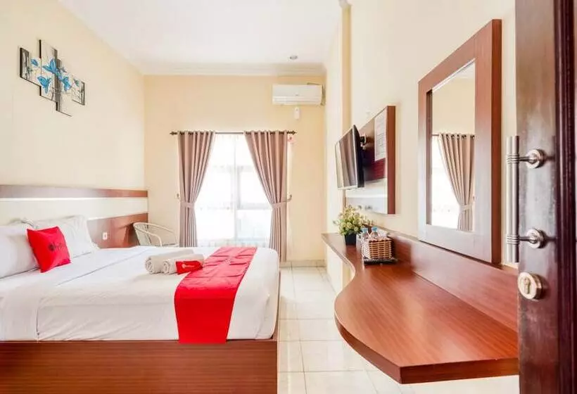 Hotelli Reddoorz Syariah @ Jalan Simpang Gajayana