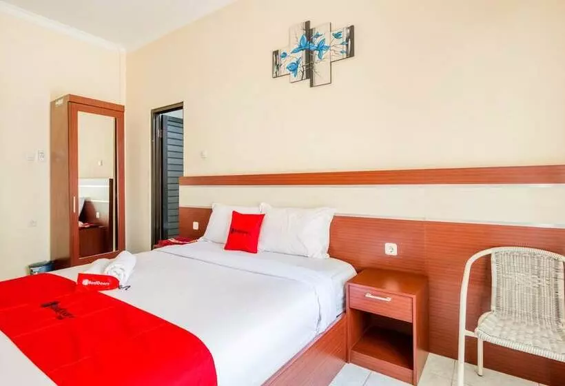 Hotelli Reddoorz Syariah @ Jalan Simpang Gajayana
