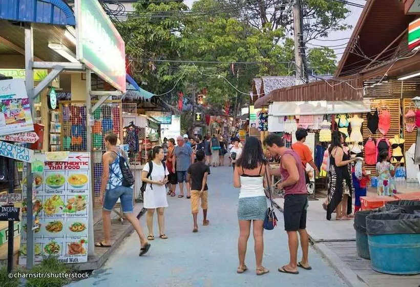 هتل Seahorse Lipe Hostel