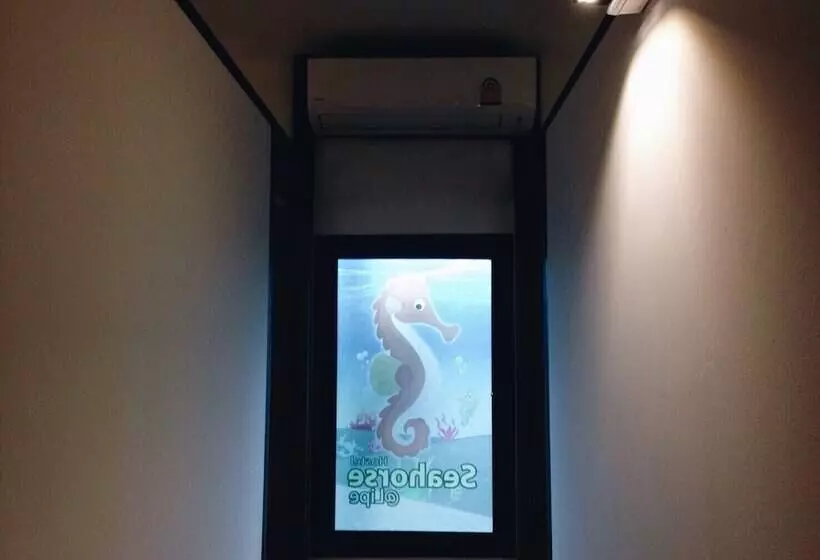 هتل Seahorse Lipe Hostel