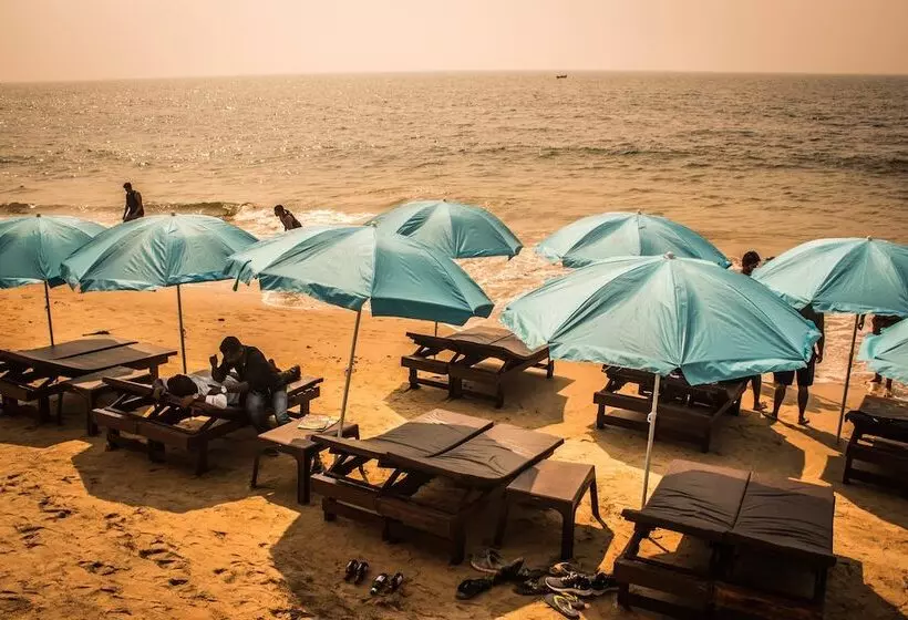 ホテル The Spot Beach