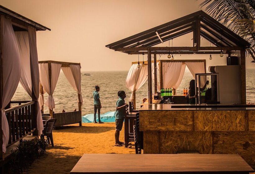 בית מלון כפרי The Spot Beach