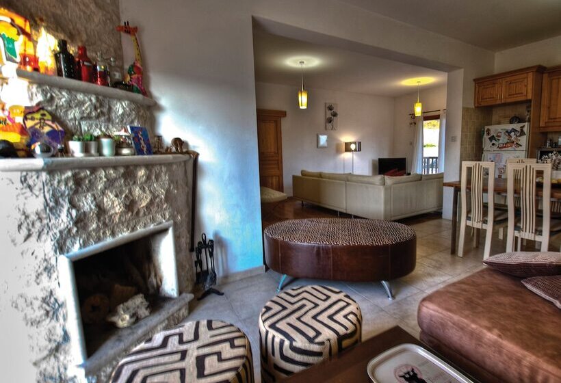 Lania Royal Oak House By Trulycyprus