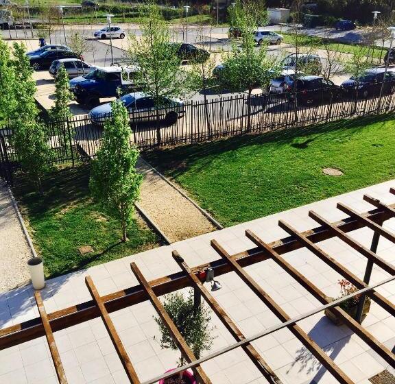 Les Terrasses D Aix Studio Avec Grande Terrasse Privée