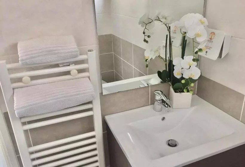 Les Terrasses D Aix   Studio Avec Grande Terrasse Privée