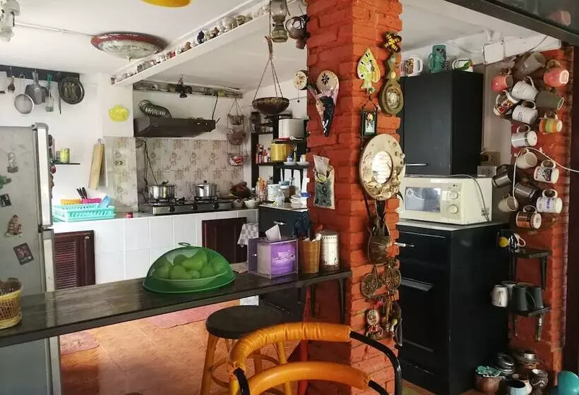 Majatalo Frontier Homestel