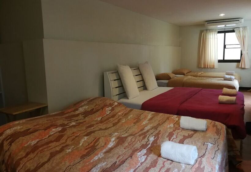 بنسيون Frontier Homestel