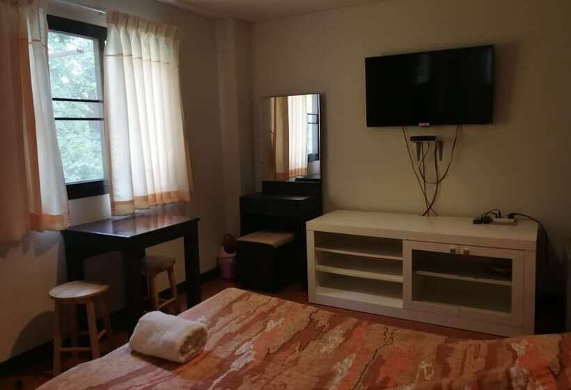 بنسيون Frontier Homestel