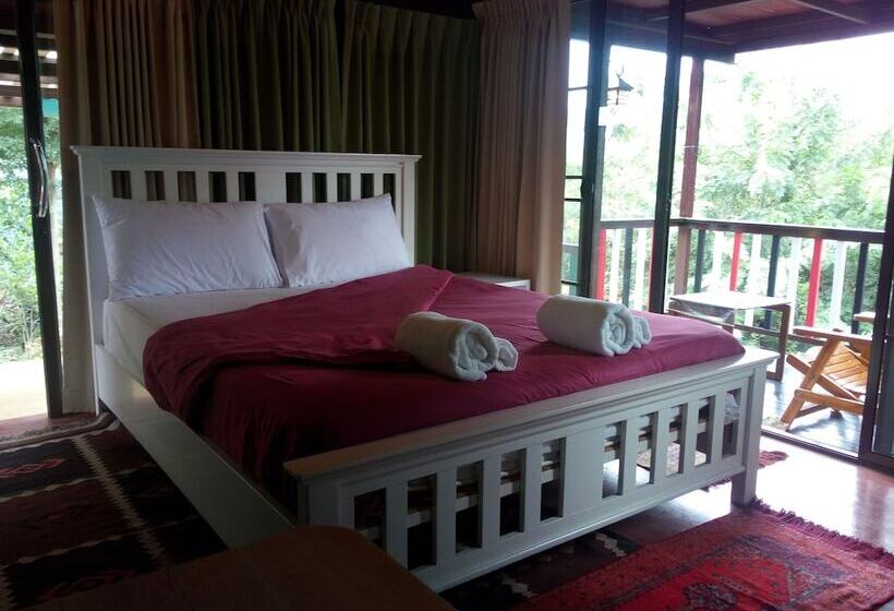 بنسيون Frontier Homestel