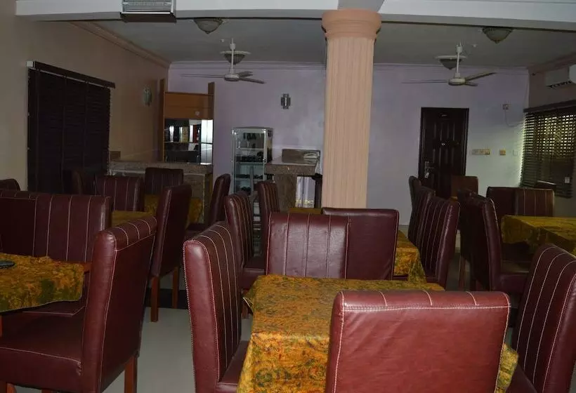Southland Concept Hotel And Suites