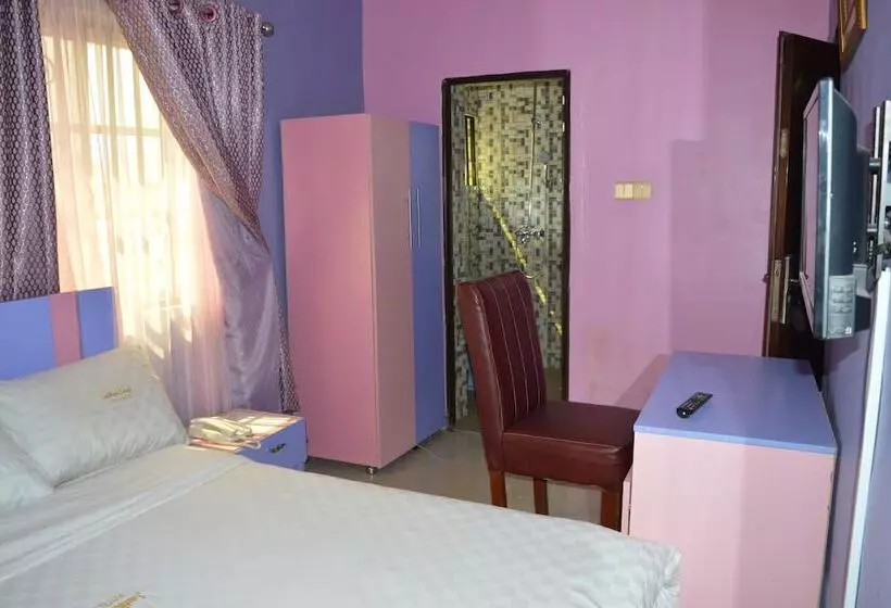 Southland Concept Hotel And Suites