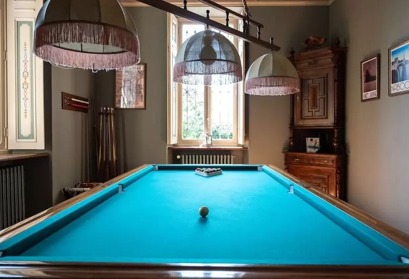 Villa Erre  Literary B&b