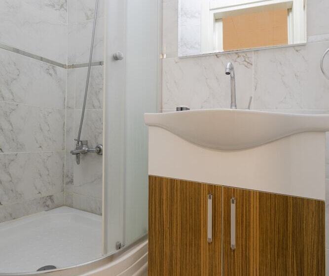 فندق صغير Hayalbaz Butik Otel