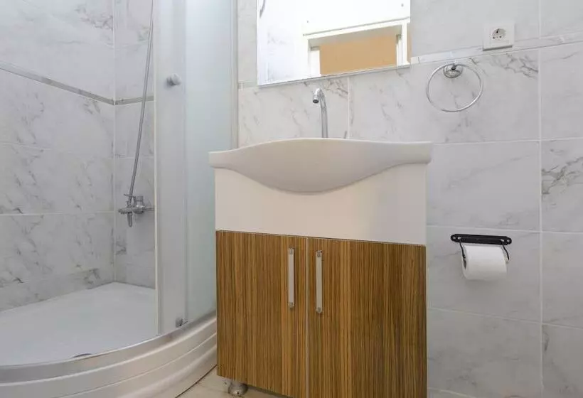 Retkeilymaja Hayalbaz Butik Otel