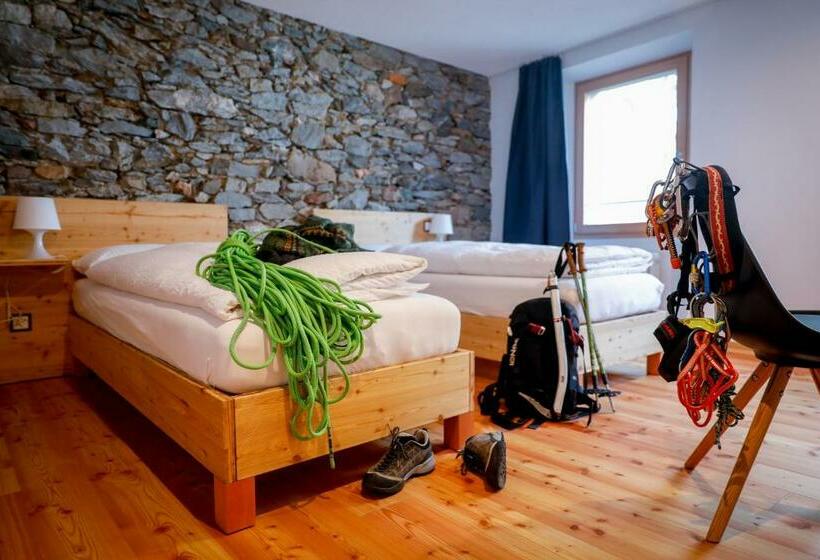 Gæstgiveri Bed&bike Tremola San Gottardo
