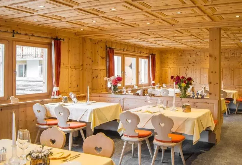 Hotel Alpenhof