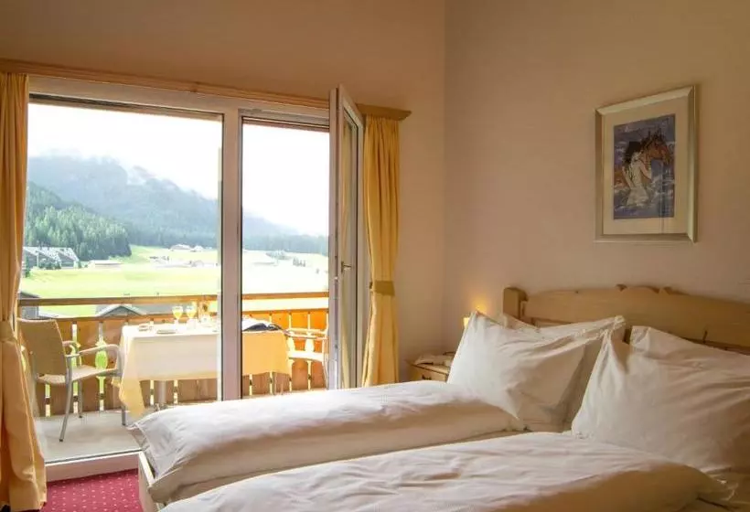 Hotel Alpenhof