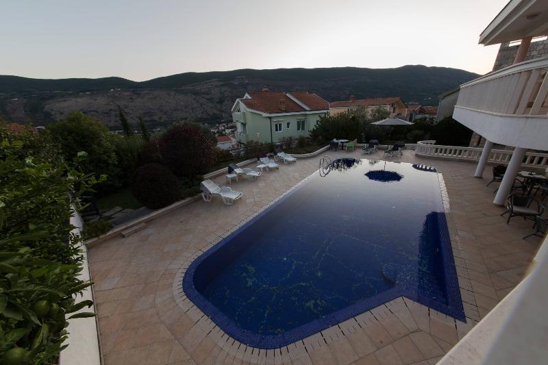 هتل Apartments P&n Resort