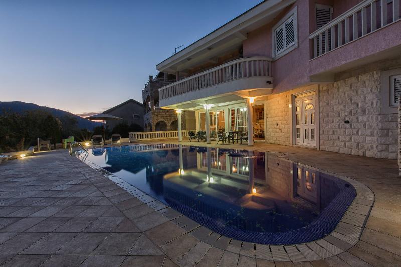 هتل Apartments P&n Resort