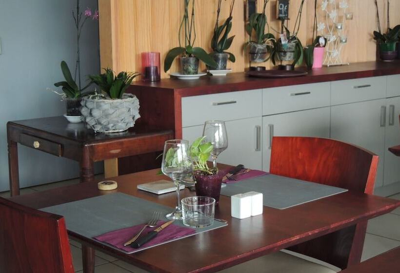 酒店 Auberge Denena Logis