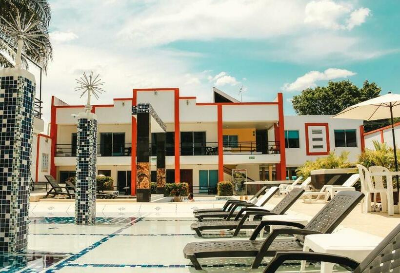 هتل Bora Bora Spa Solo Adultos