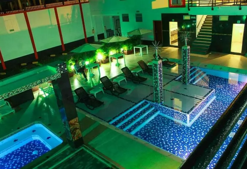 ホテル Bora Bora Spa Solo Adultos