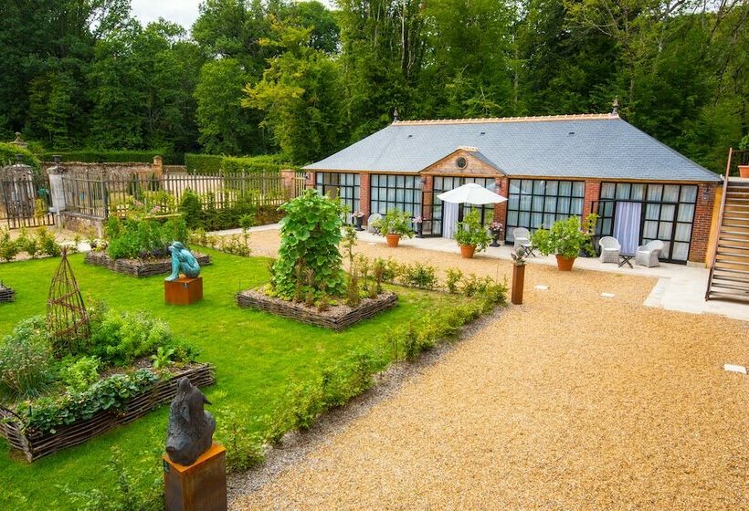 هتل Hôtel Du Domaine De La Groirie   Le Mans