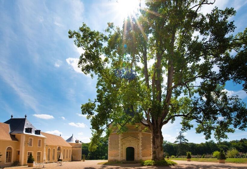 هتل Hôtel Du Domaine De La Groirie   Le Mans