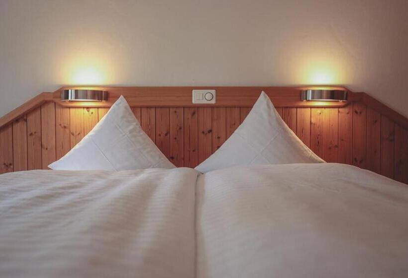 فندق Garni Sonnenhalde