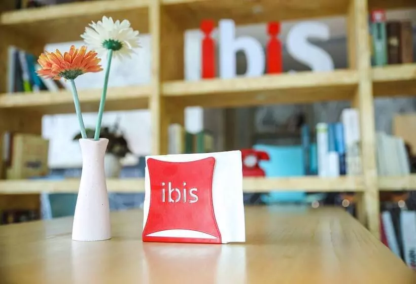 ホテル Ibis Xinzhou Qiyi Road