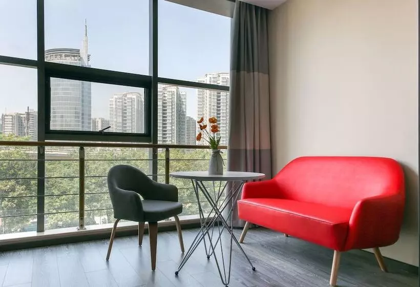 ホテル Ibis Xinzhou Qiyi Road
