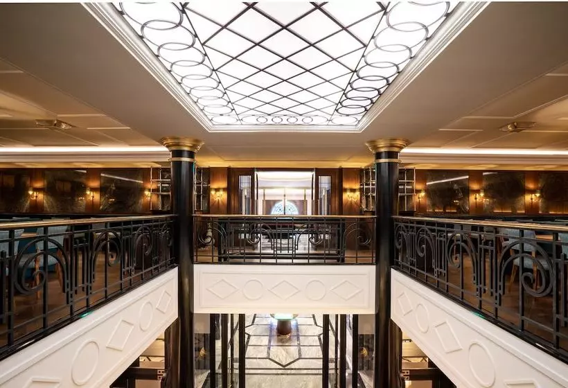 Hotelli Maison Albar   Le Monumental Palace