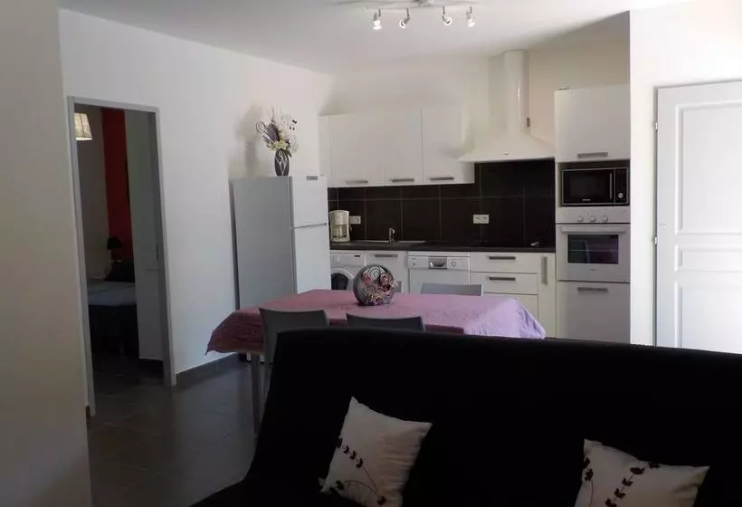 ホテル Residence Candella