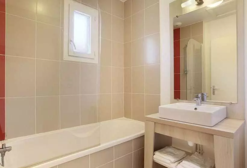 ホテル Residence Odalys Le Mas Des Flamants