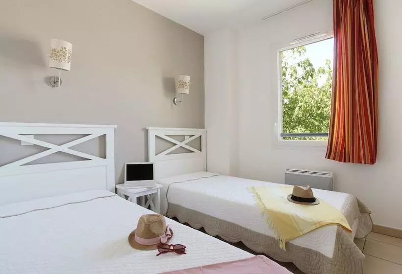 ホテル Residence Odalys Le Mas Des Flamants