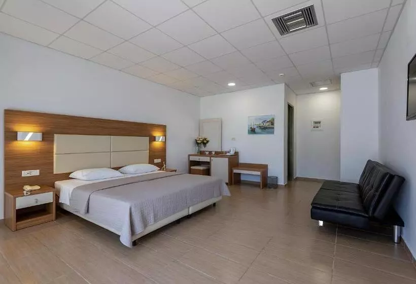 Hotelli Royal Bay Suites