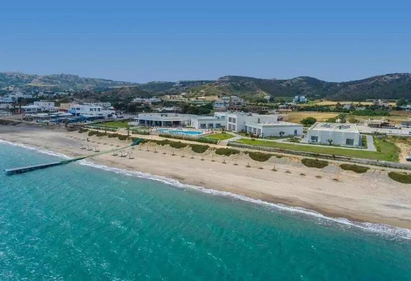 Hotelli Royal Bay Suites