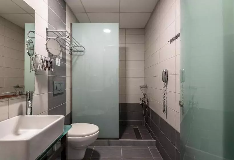 Hotelli Royal Bay Suites