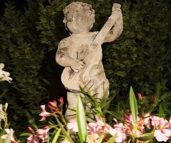 ペンション Corte Rosantico