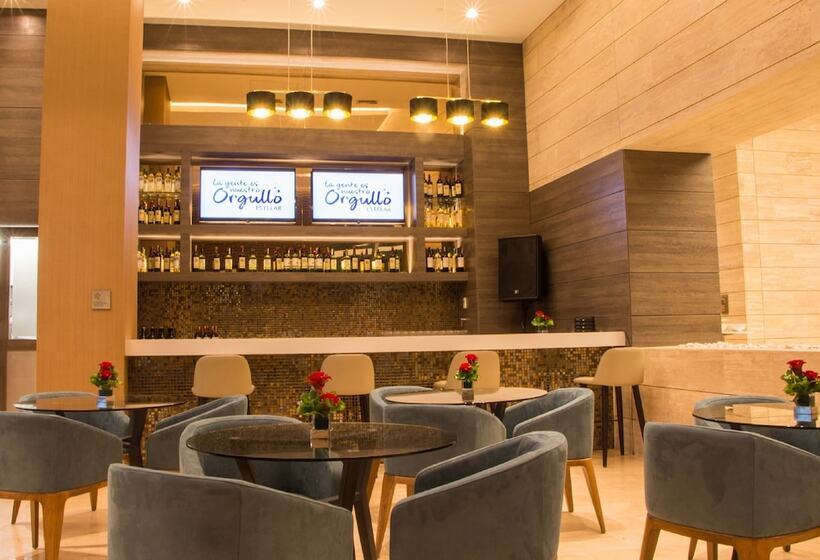 Estelar La Torre Suites