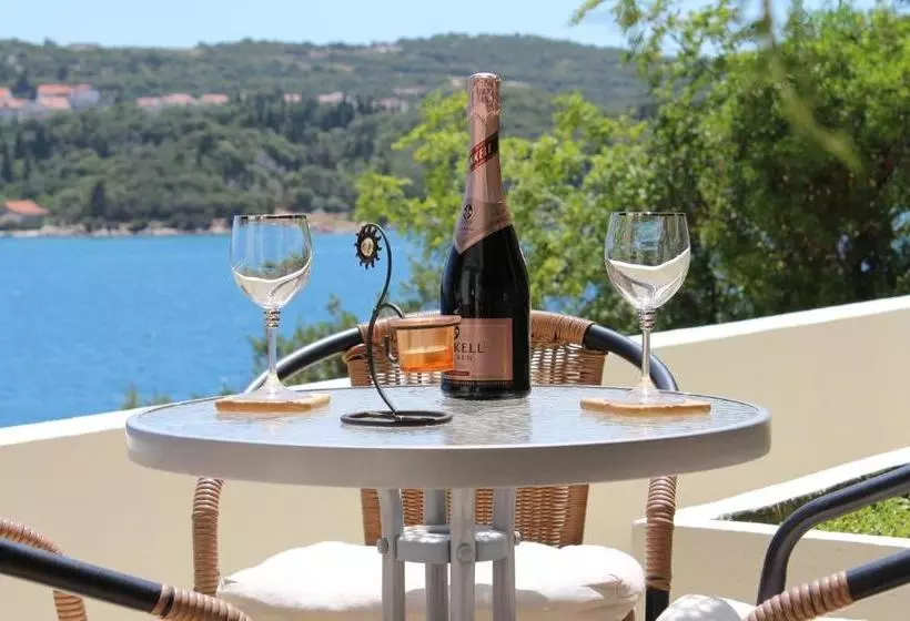 Hotel Apartments Lozica