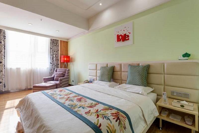 Hotel Apple Designer