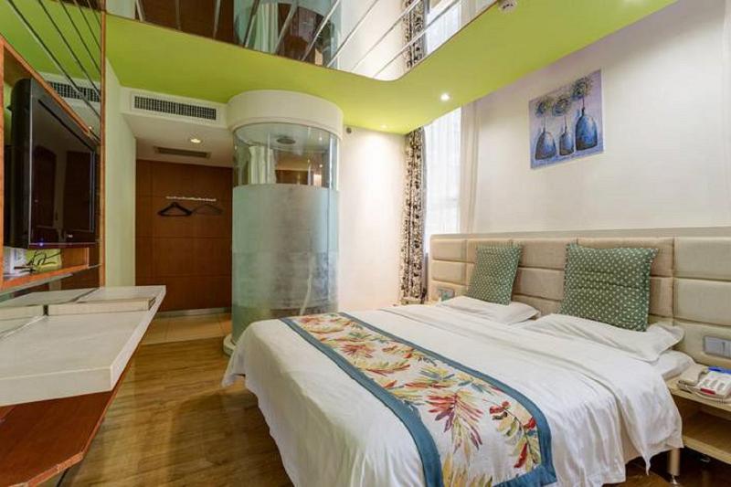 Hotel Apple Designer