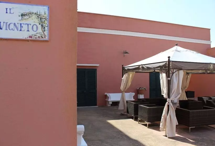 ホテル Dimora Li Cuti B&b